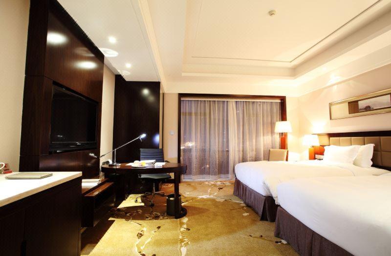 Howard Johnson Shipu Plaza Ningbo Hotel Ngoại thất bức ảnh